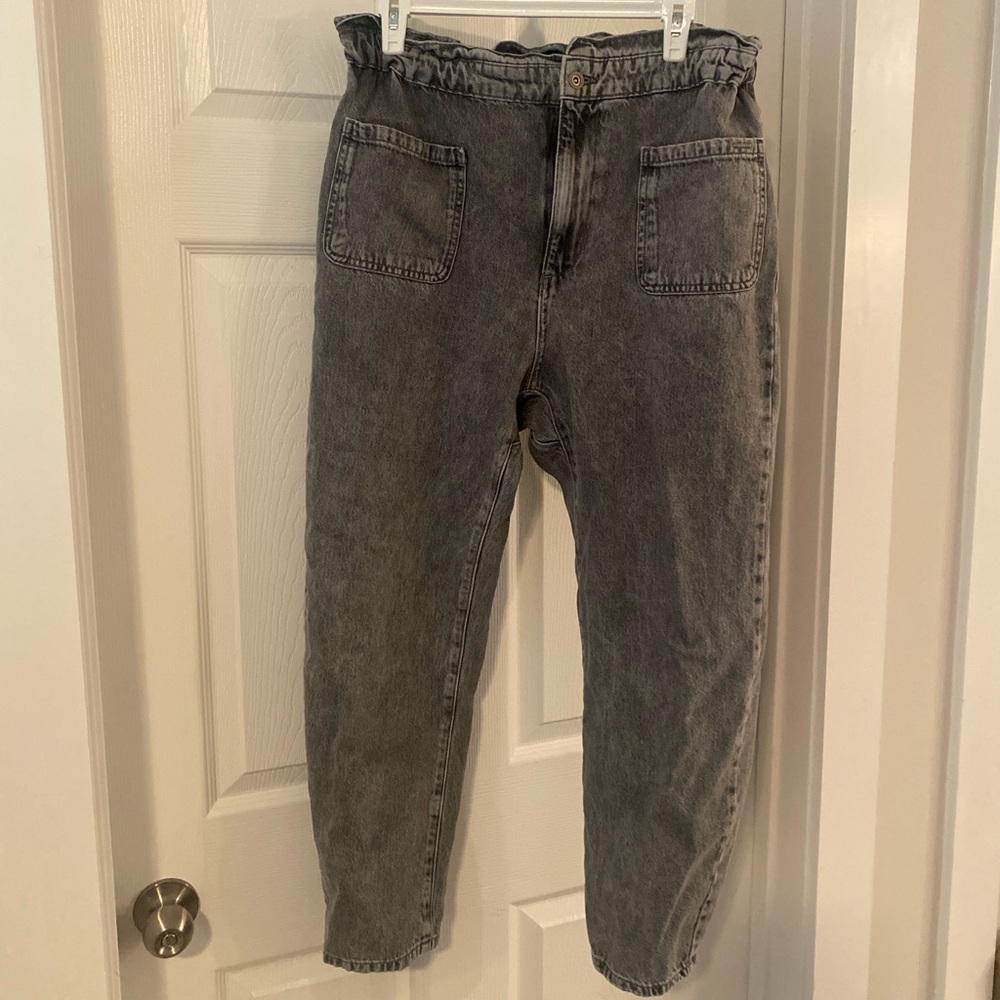 Zara Black Wash Elastic Waist Straight Leg Jeans - Size 10